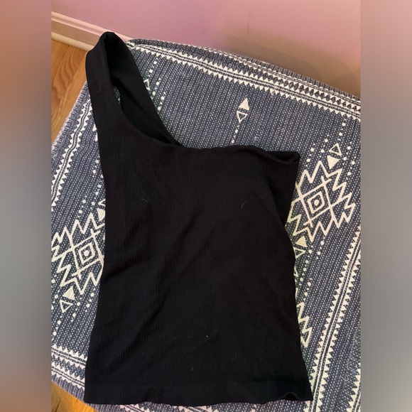 FREE PEOPLE INTIMATELY On the Dot One Shoulder Black Cami XS/S - Picture 5 of 6